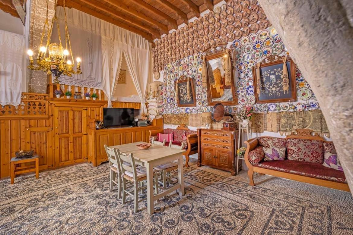 Beautiful Historic House Koskinou (Rhodes)